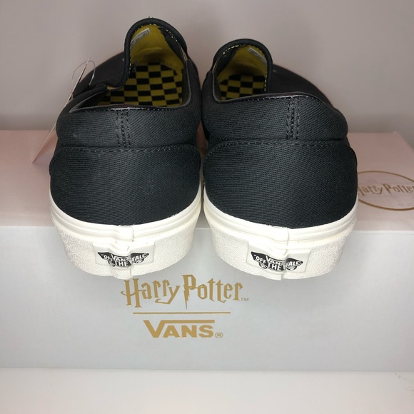 New in box Harry Potter Vans Hufflepuff Edition - Picture 4 of 5